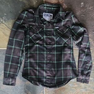 DIXXON Flannel Co Women's Black And Green Plaid Long Sleave Size Small